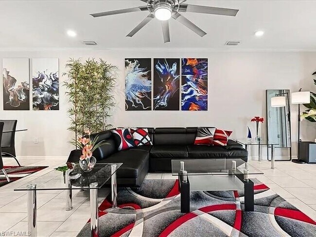 Photo - 14672 Edgewater Cir