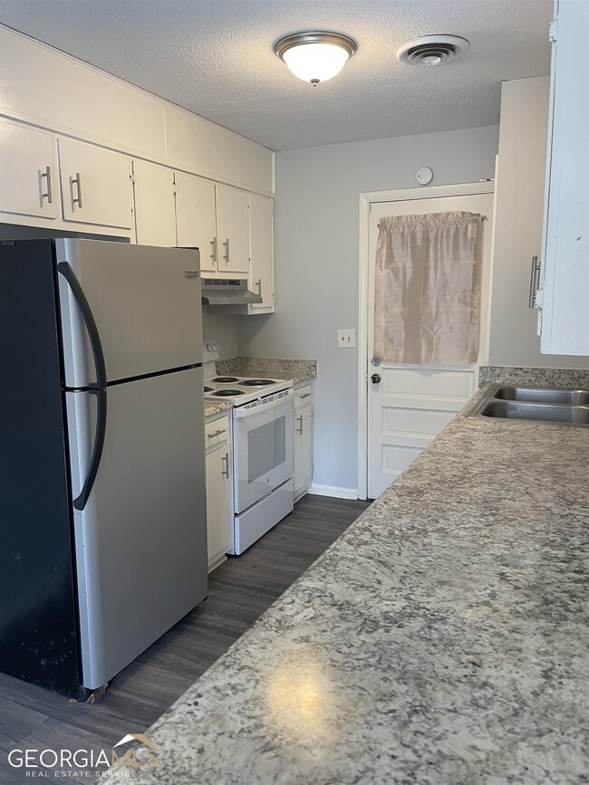 Photo - 225 Presley Way