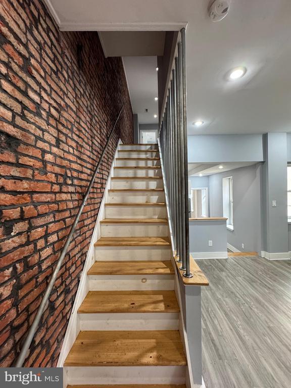 Photo - 1522 Willington St Unit 2