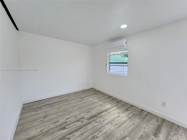 Photo - 8852 NW 108th St Unit 1