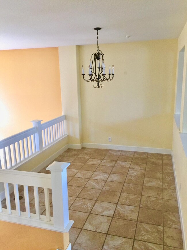 Photo - 1061 Pearl Terrace