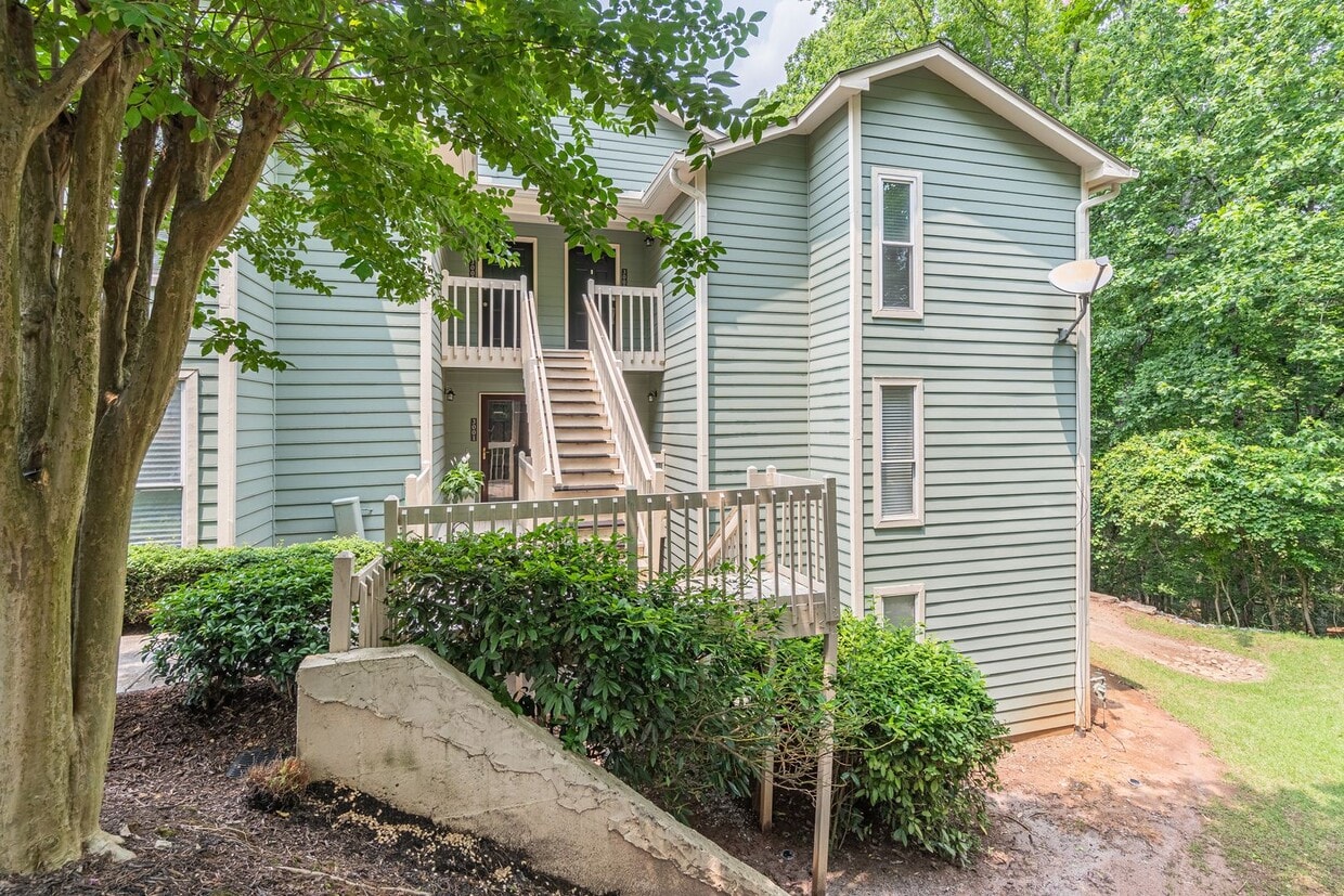 Welcome to this charming 2 bedroom, 2 bath... - Welcome to this charming 2 bedroom, 2 bath...