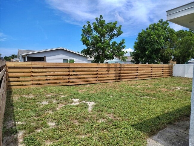 3117 Huntington Rd