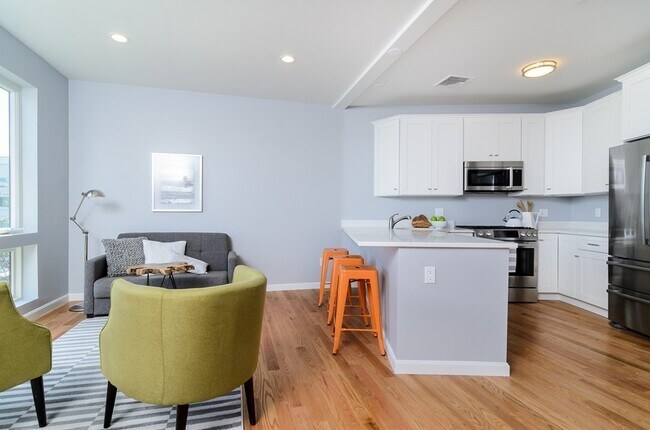 Photo - 172 Kimball Ave Unit 3B
