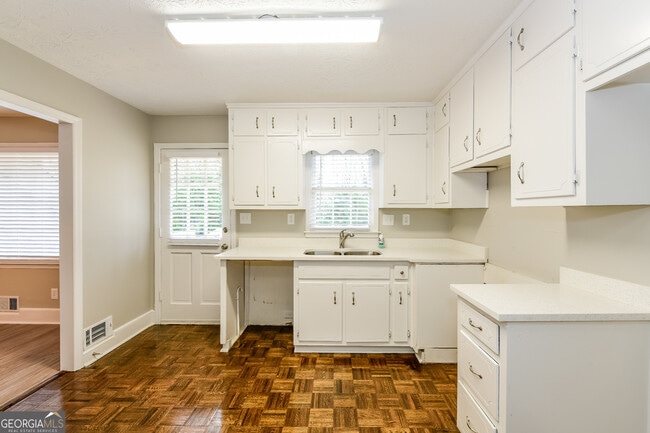 Photo - 17 Juliana Ct