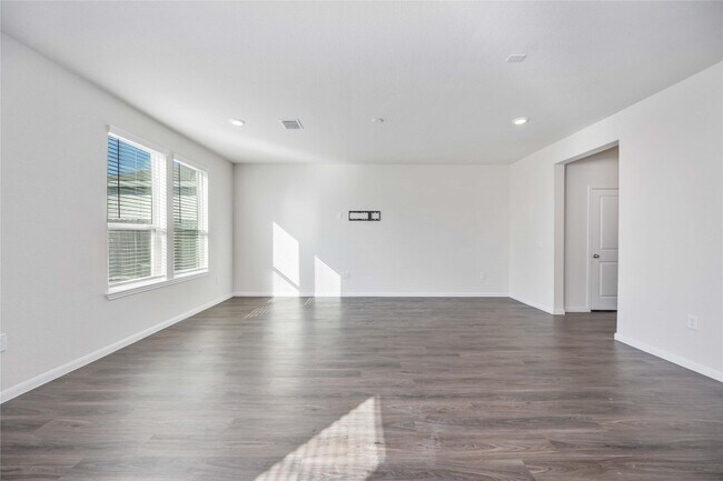 Photo - 6419 Kimball Mill Ln