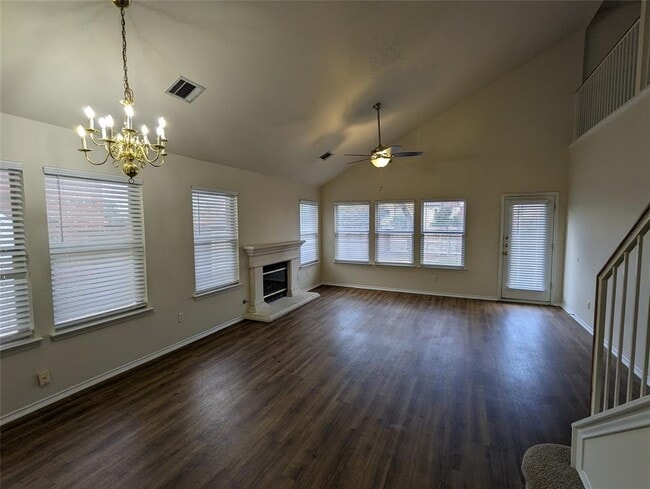 Photo - 13512 Albania Way