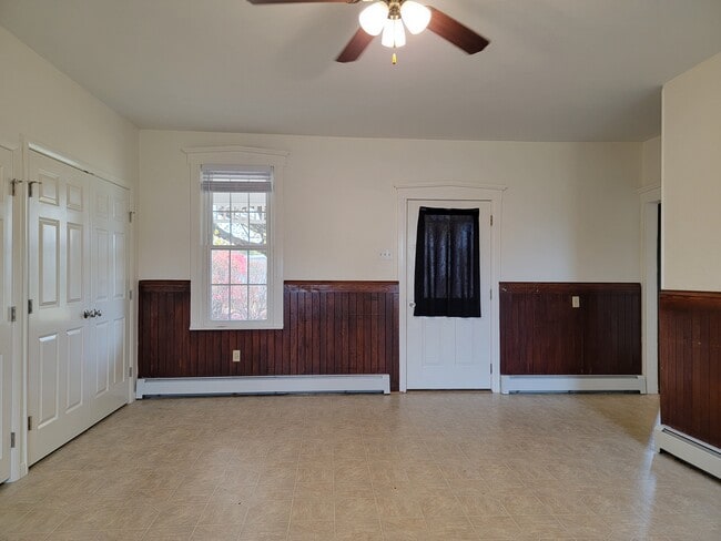 Photo - 501B E Main Ave