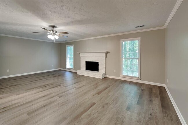 Photo - 1765 Blackwillow Dr