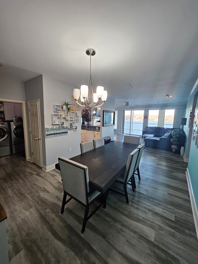 Building Photo - 230 Plaza Gardens Ct Unit 4c