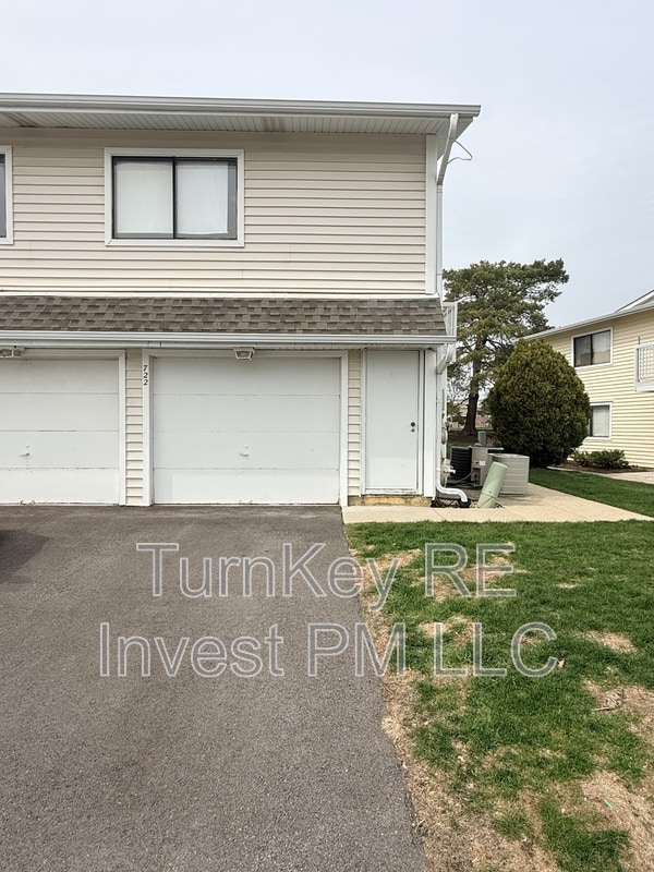 Building Photo - 722 Whitesail Dr