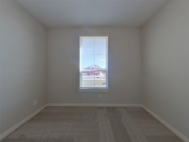 Photo - 2331 Cohorn Trl