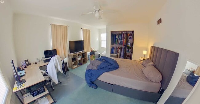 Photo - 3D Tour Available - 3 Blocks to KSU Campus & 5 Blocks to Aggieville + Washer & Dryer Included! Av...