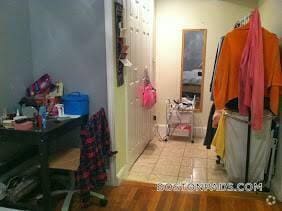 Building Photo - 65 Strathmore Rd Unit 7 Rental