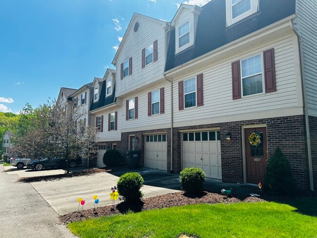 Timberbrook Court Townhouses