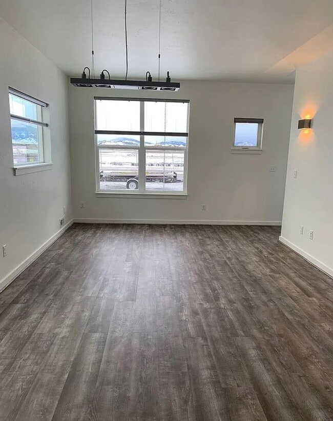 Photo - 877-879 S Cottonwood Rd Unidad 879 Cottonwood Road