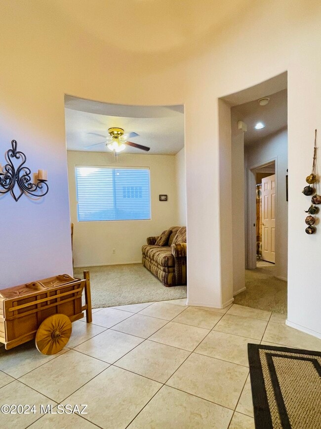 2442 W Tom Watson Dr