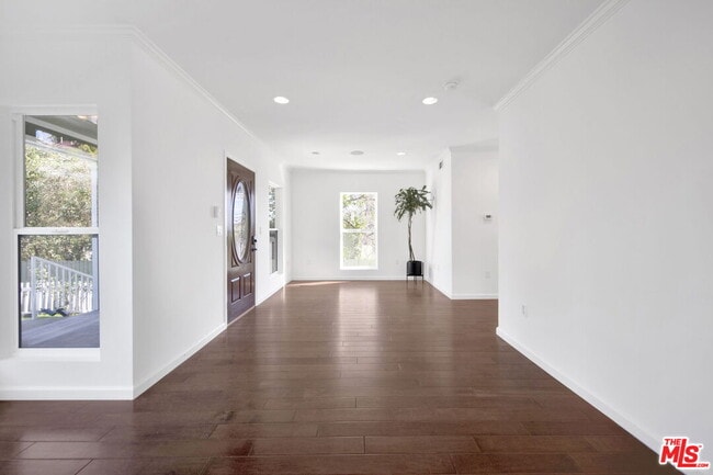 Photo - 2124 Reservoir St