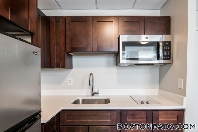 Building Photo - 507 Main St Rental