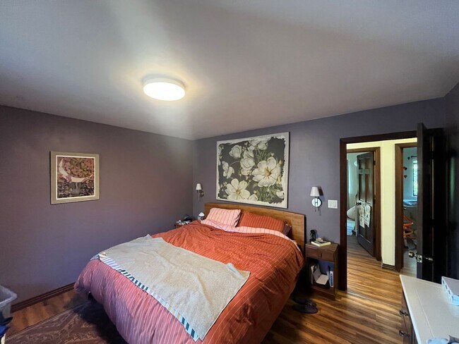 Photo - Charming Home by Bishops Peak Trailhead -AVAILABLE April