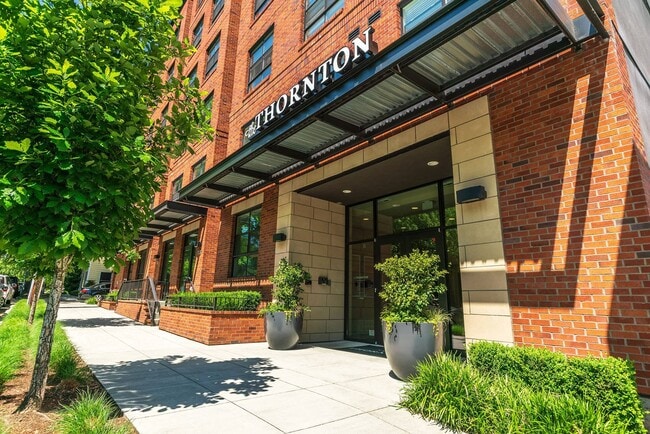 Building Photo - The Thornton