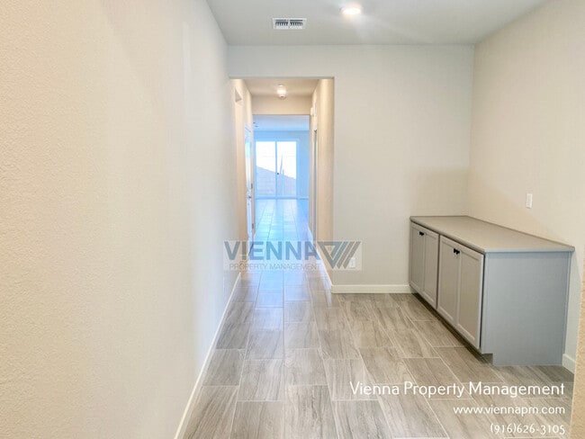 Photo - 7441 Moon Dream Wy
