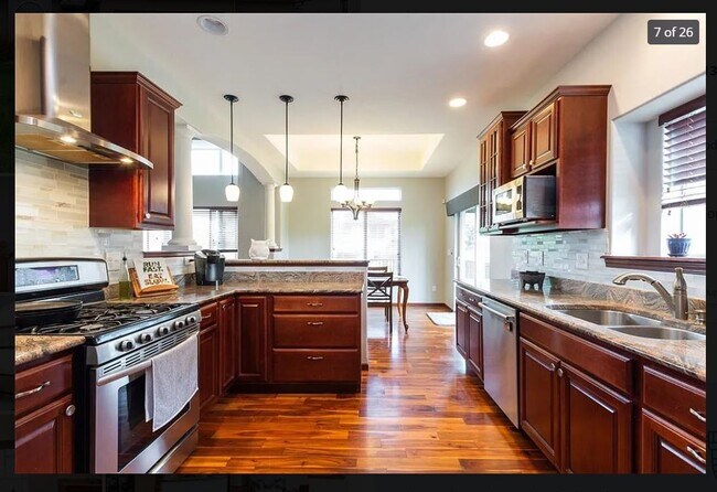 Photo - 2103 Glen Oaks