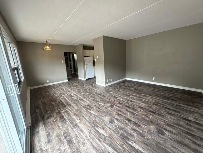 Photo - 411 Ellerdale St Unit 107