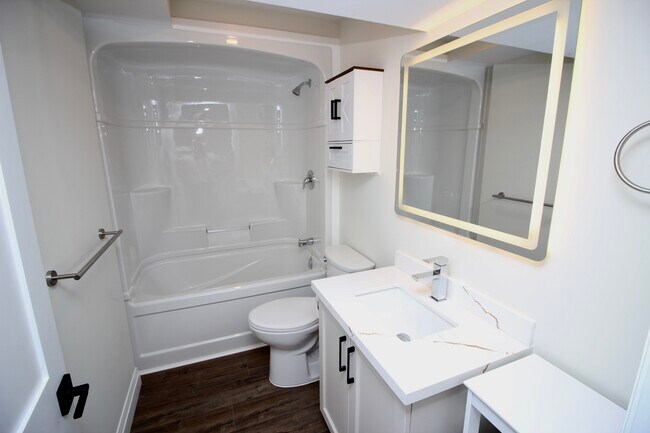 Photo - 3008 Young Ave