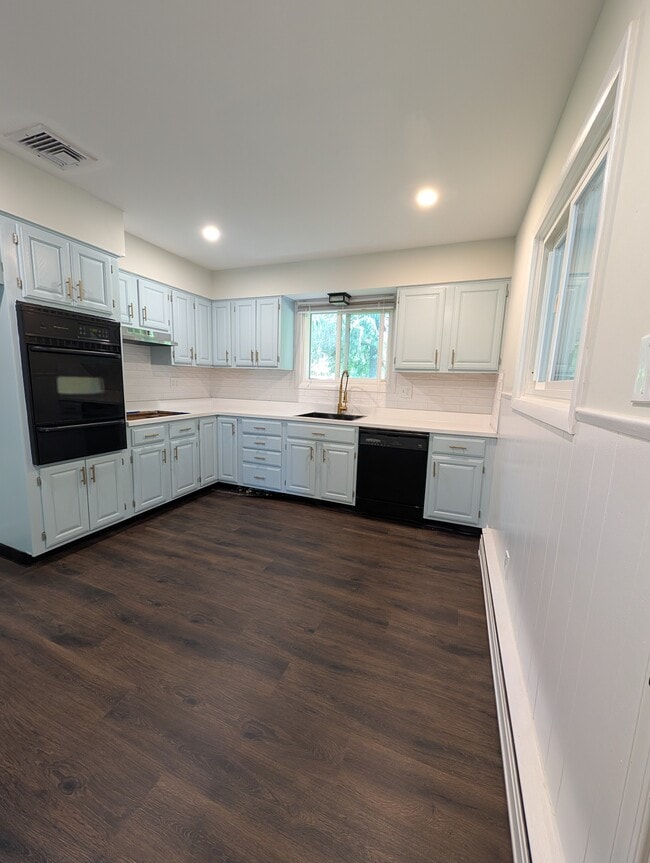 Photo - 15 N Forge Manor Dr