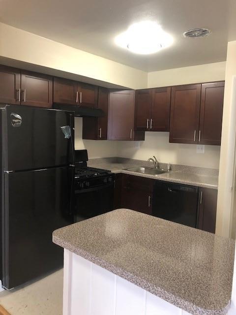 Carlyn Hill Apartments