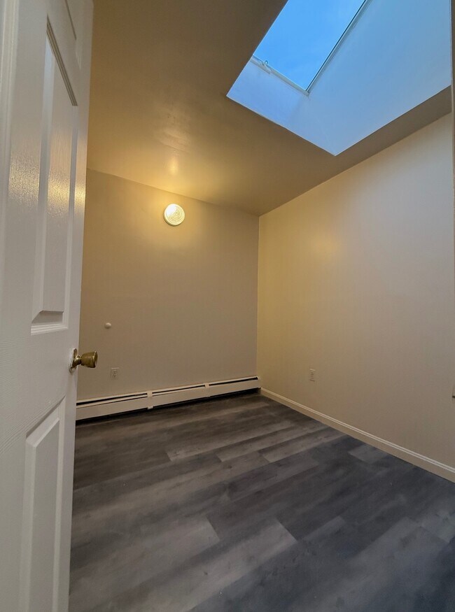 Photo - 22-92 Nameoke Ave