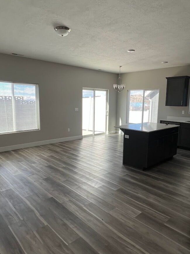 Photo - 1511 W Pyrite Ln