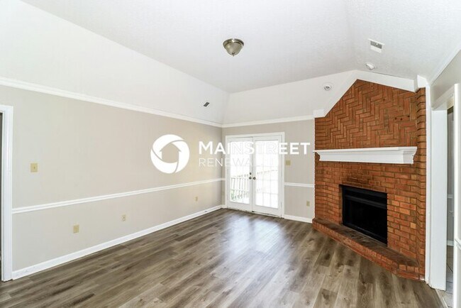 Photo - 3 Bedroom Pet-Friendly Home in Memphis, TN...