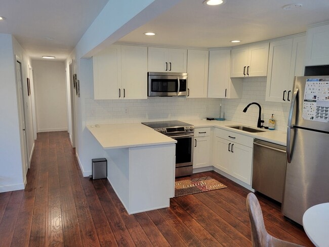 Photo - 3600 NE 9th St