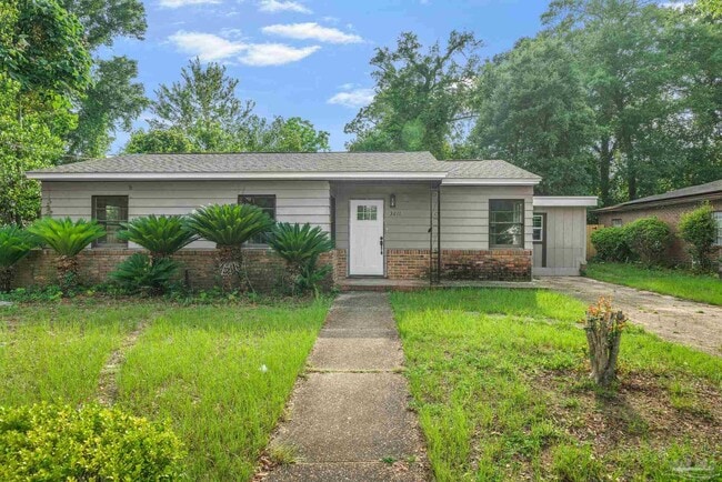 3211 Torres Ave