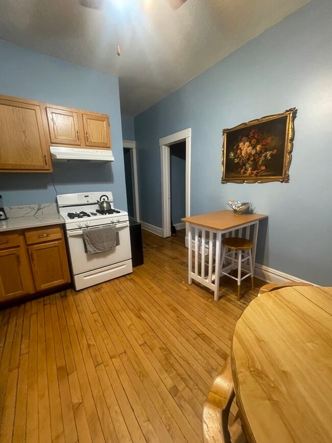 Photo - 2107 W Coulter St