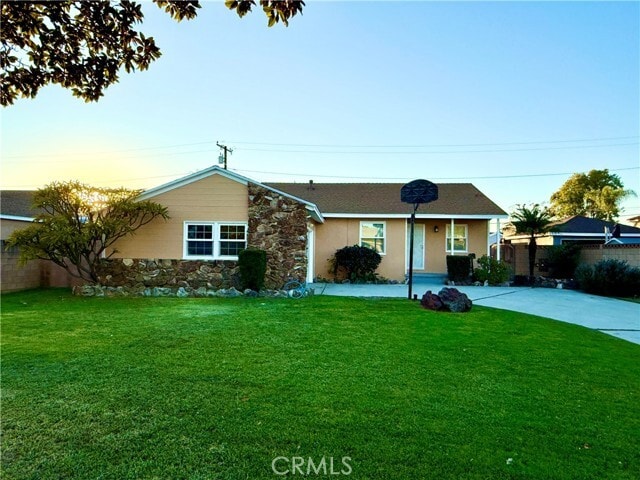 Building Photo - 545 N Toland Ave