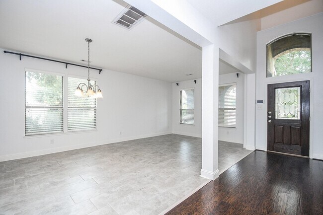 8343 Sedona Ridge Dr