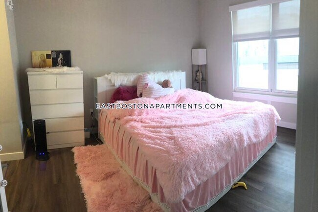 Photo - 80 Piers Park Ln