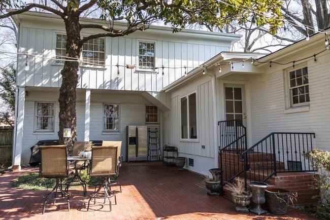 Photo - 3719 S Woodland Dr