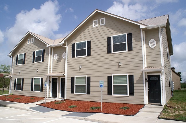 Photo - Victoria Vista Alta Townhomes