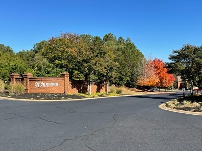 Photo - Wexford Condominiums - 3BR/2BA - $1550/Mo Unit 150 Wexford Dr #106