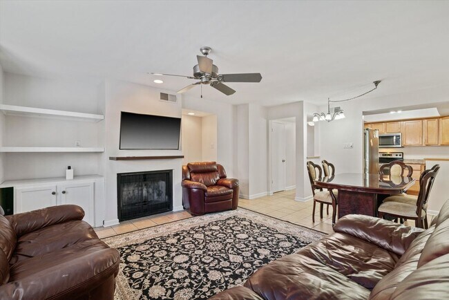 Photo - 1838 Fernspring Cove