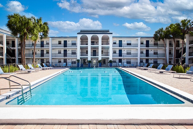 Building Photo - The Oceanaire