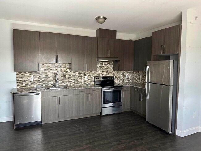 Photo - 422-424-424 63rd St Unit 402