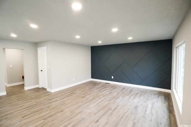 Photo - 948 E Atkin Ave