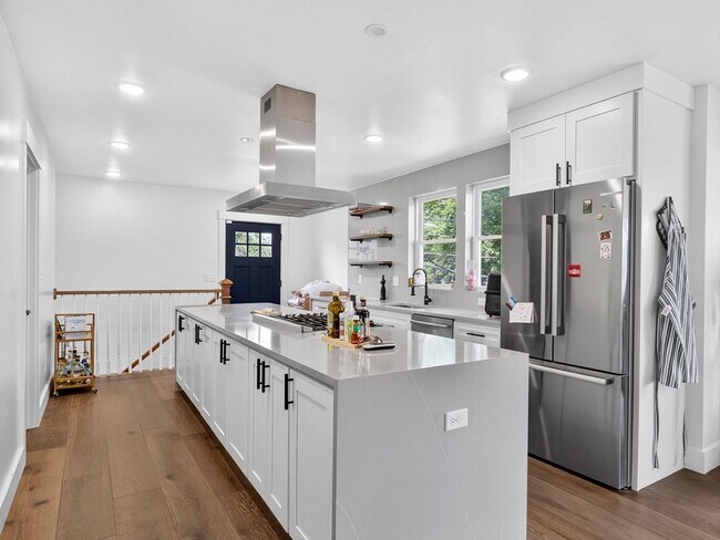 Photo - 62 Governor Winthrop Rd Unidad 2##