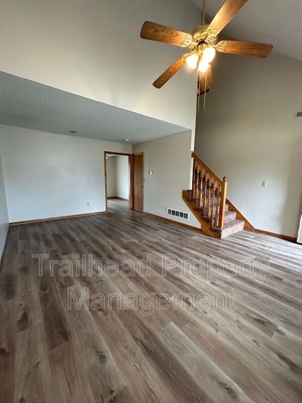 Photo - 1113 Dean Dr