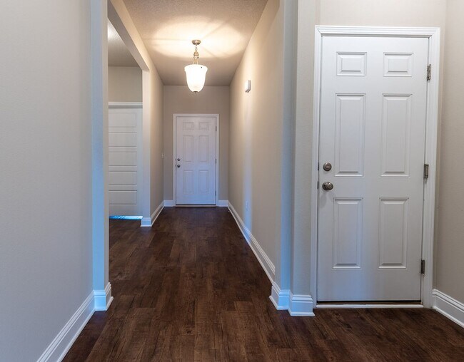 Photo - GREAT PRICE w/COMMUNITY POOL!